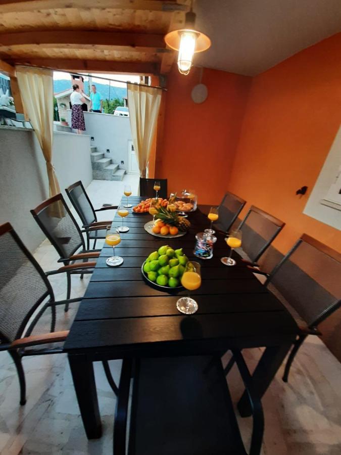 Apartment Radalj Kastela Exterior photo