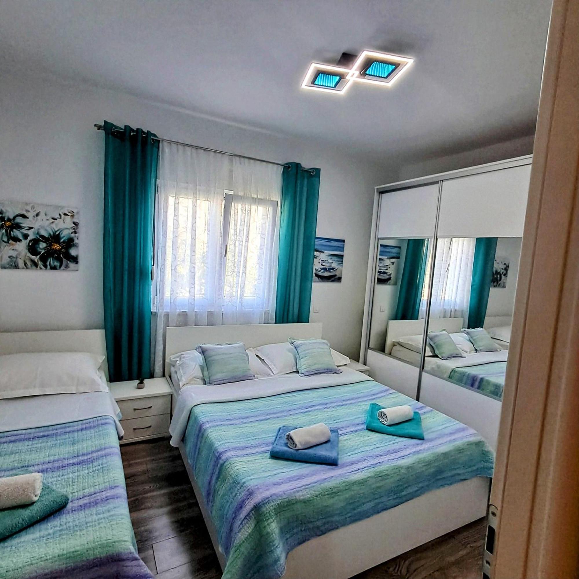 Apartment Radalj Kastela Exterior photo