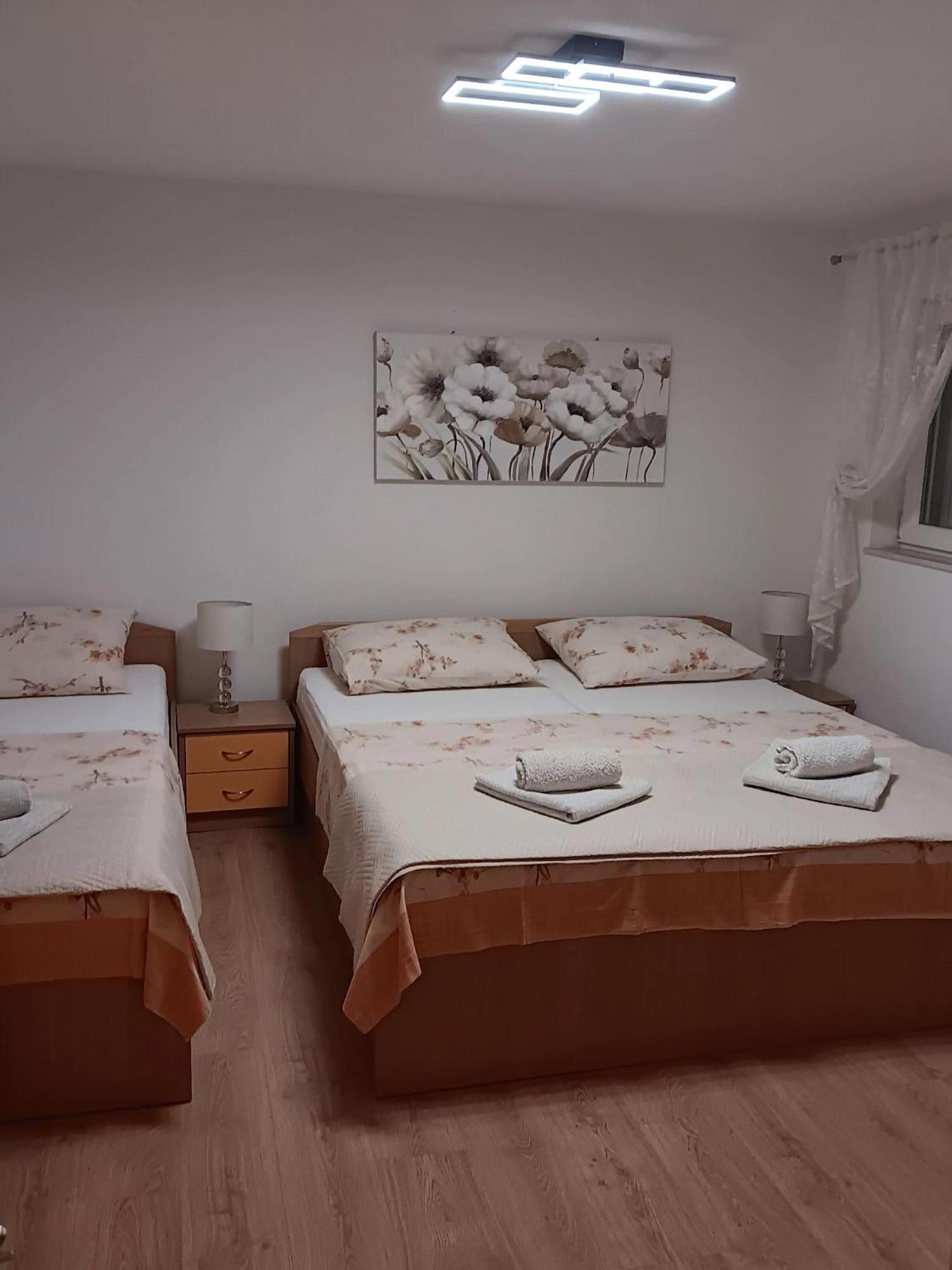Apartment Radalj Kastela Exterior photo